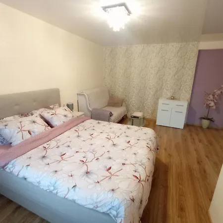 Perfect In Center Apartman *